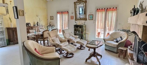 4 Schlafzimmer Haus in Castres, France, Nr. 338681 2