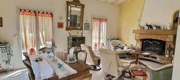 4 Schlafzimmer Haus in Castres, France, Nr. 338681 3