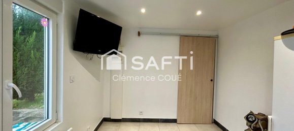 Земельный участок 900м² в Бекон-ле-Гранит, Франция № 100782 3