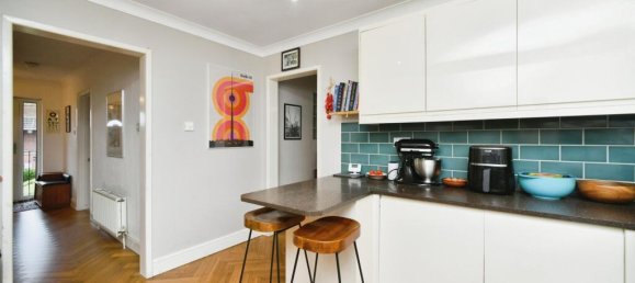 4 bedrooms House in Brighton and Hove, United Kingdom No. 10530 4