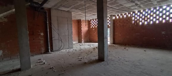 378m² Commercial property in Murcia, Spain No. 153013 6