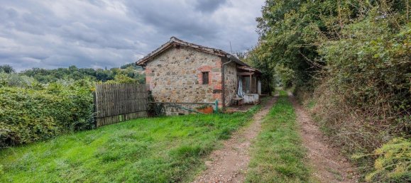 2 bedrooms House in Cavriglia, Italy No. 81803 6