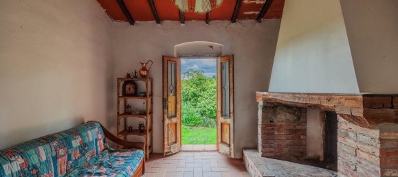 2 bedrooms House in Cavriglia, Italy No. 81803 15