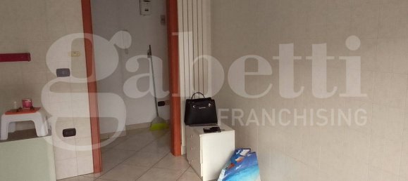 2 bedrooms Apartment in Taranto, Italy No. 154625 4