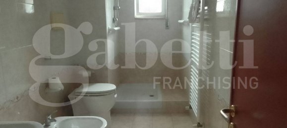 2 bedrooms Apartment in Taranto, Italy No. 154625 8