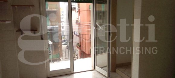 2 bedrooms Apartment in Taranto, Italy No. 154625 2