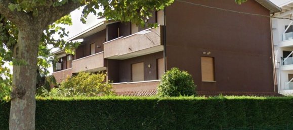 4 rooms House in Como, Italy No. 277586 2