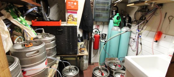 56m² Commercial property in Santa Margherita Ligure, Italy No. 168779 15