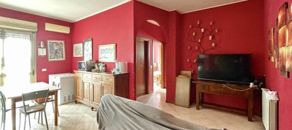 2 bedrooms Apartment in Borgo Virgilio, Italy No. 225618 5