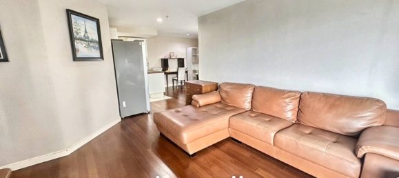 2 Schlafzimmer Eigentumswohnung in Huai Khwang, Thailand, Nr. 23533 3