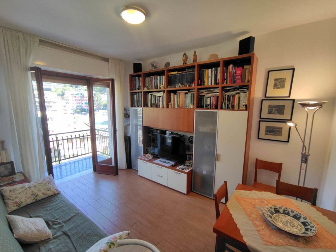 Apartamento de 2 habitaciónes en Rapallo, Italy No. 14112