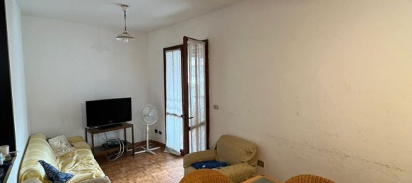 6 rooms House in Comacchio, Italy No. 289784 8