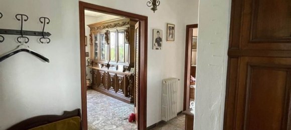 5غرفة شقة في San Casciano in Val di Pesa, Italy رقم 162351 2