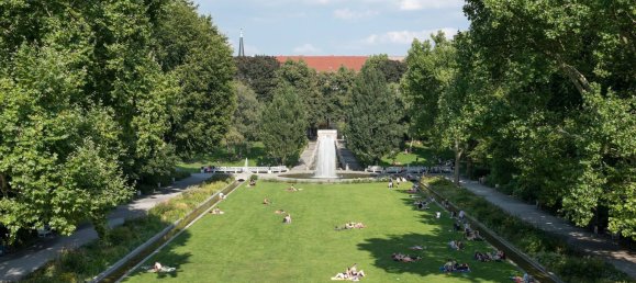 Oficina de 5 habitaciónes en Neukolln, Germany No. 89228 8
