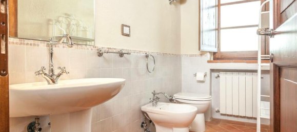 7 bedrooms House in Cortona, Italy No. 57189 42