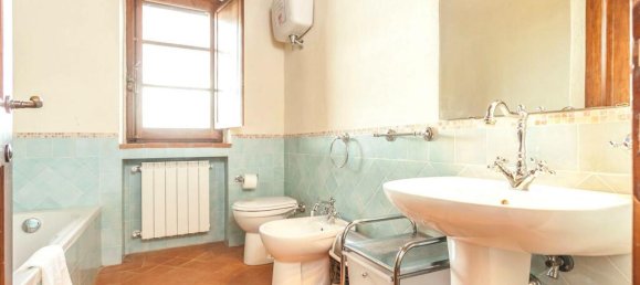 7 bedrooms House in Cortona, Italy No. 57189 40