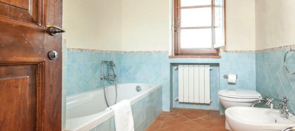 7 bedrooms House in Cortona, Italy No. 57189 41