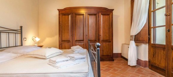 7 bedrooms House in Cortona, Italy No. 57189 30