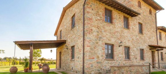 7 bedrooms House in Cortona, Italy No. 57189 16