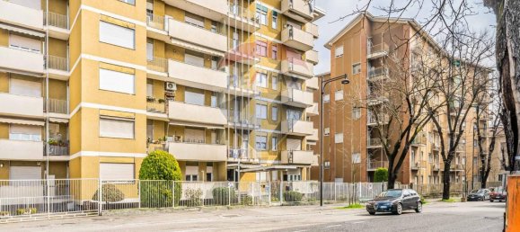 Apartamento de 3 habitaciónes en Busto Arsizio, Italy No. 9237 21