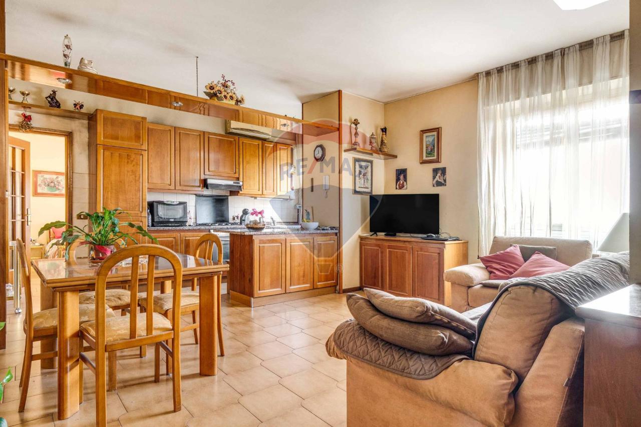Apartamento de 3 habitaciónes en Busto Arsizio, Italy No. 9237