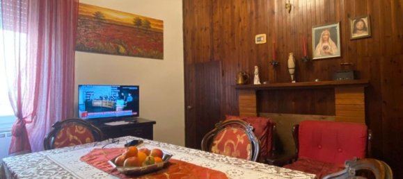 3 bedrooms Apartment in Terni, Italy No. 316866 9