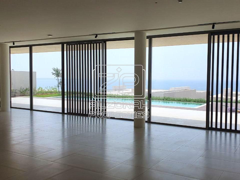 Villa T4 em Al Zorah, UAE N.º 95522