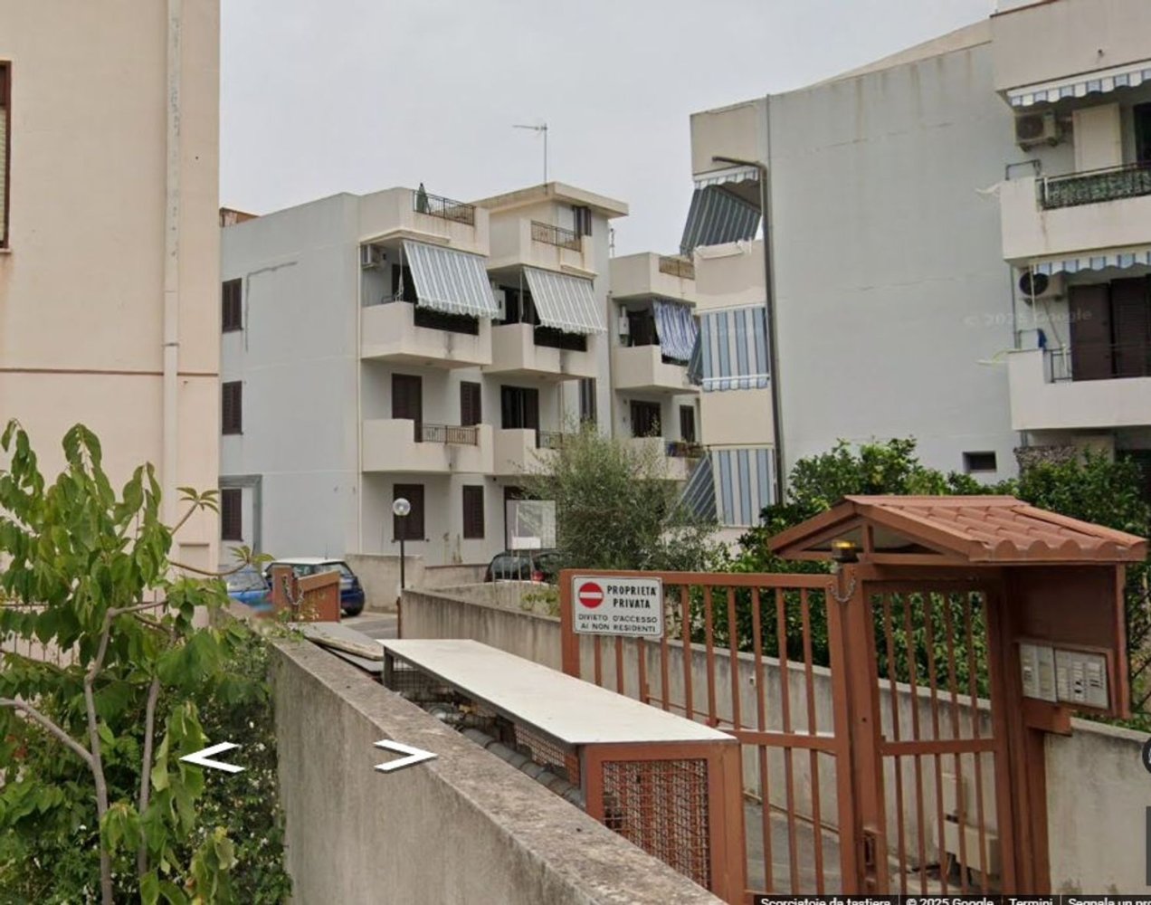 3 rooms Apartment in Villafranca Tirrena, Italy No. 40891