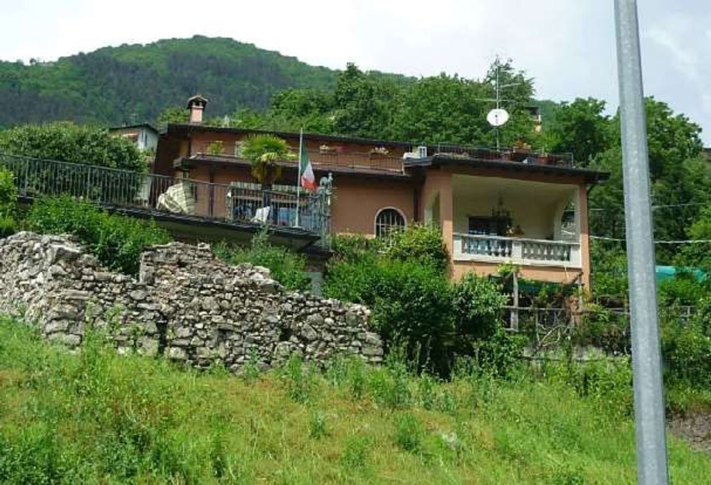 13غرفة منزل في Porlezza, Italy رقم 3288