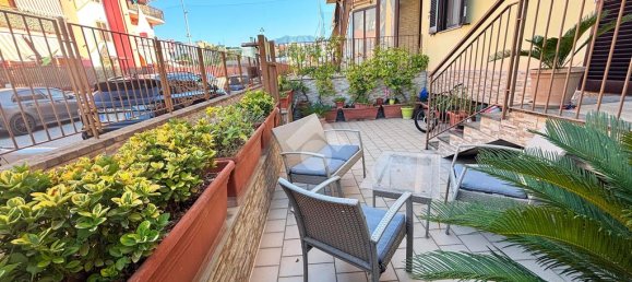 Apartamento T2 em Castello di Cisterna, Italy N.º 356114 19