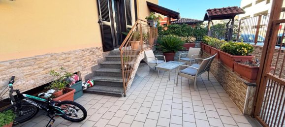 Apartamento T2 em Castello di Cisterna, Italy N.º 356114 18