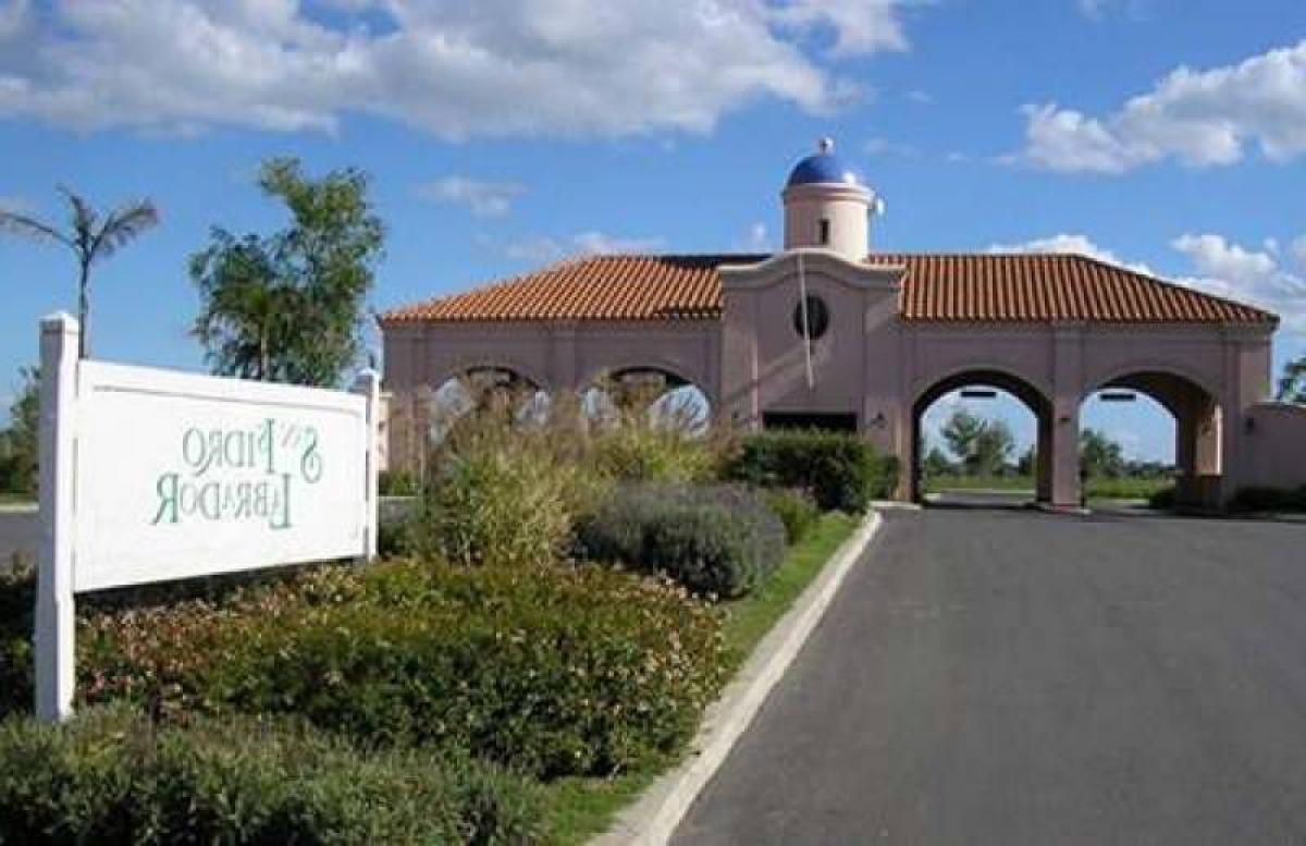  Land in Tigre, Argentina No. 115100