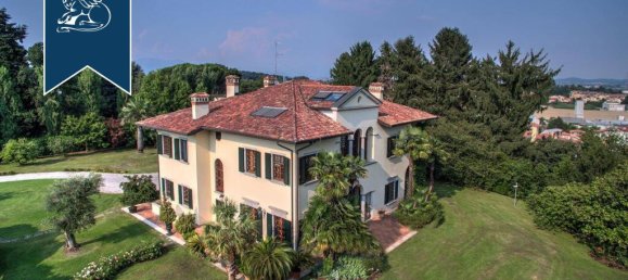 7 Schlafzimmer Villa in Arosio, Italy, Nr. 381102 17