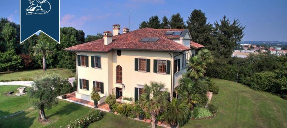 7 Schlafzimmer Villa in Arosio, Italy, Nr. 381102 18