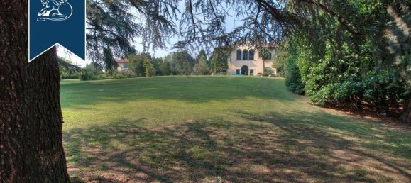 7 Schlafzimmer Villa in Arosio, Italy, Nr. 381102 8