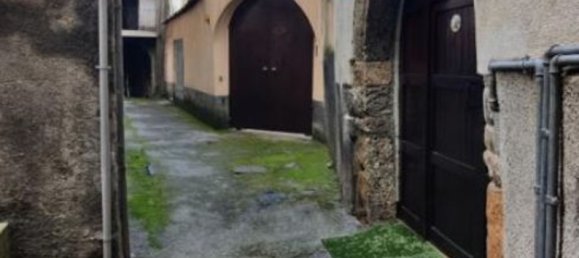 3-salle Appartement à Gandino, Italy No. 8596 30