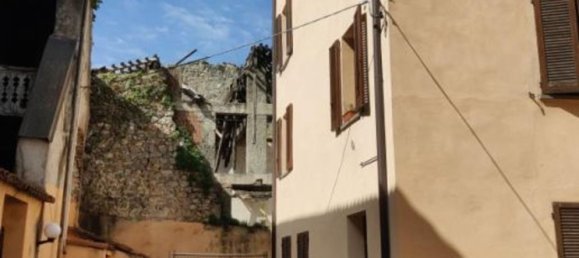 3-salle Appartement à Gandino, Italy No. 8596 38