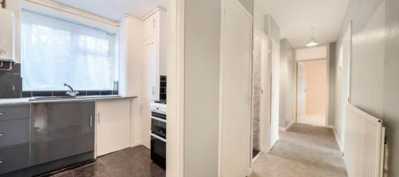 2 bedrooms Apartment in London, United Kingdom No. 7822 5