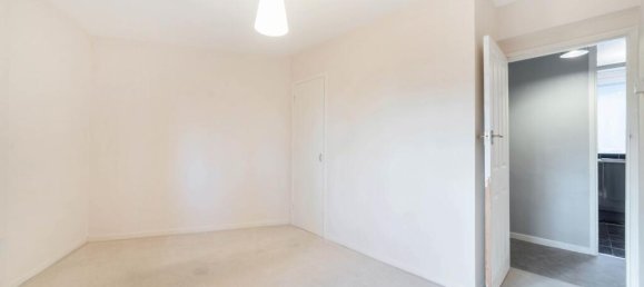 2 bedrooms Apartment in London, United Kingdom No. 7822 10