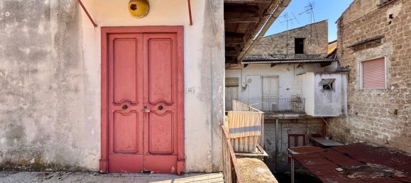 10 bedrooms House in Casandrino, Italy No. 315577 8