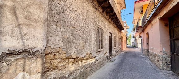 10 bedrooms House in Casandrino, Italy No. 315577 16