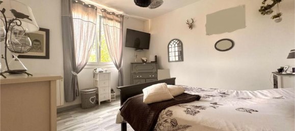 4 Schlafzimmer Haus in Darnetal, France, Nr. 356231 8