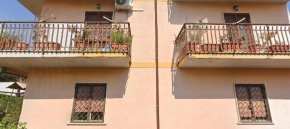 3 bedrooms Apartment in Rome, Italy No. 376846 2