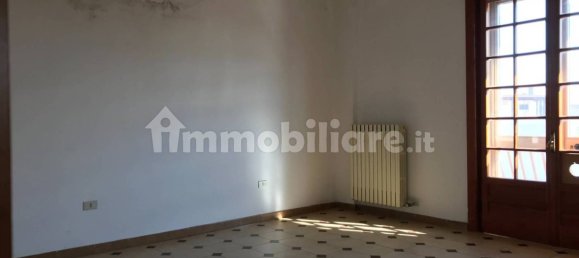 3 bedrooms House in Cellino San Marco, Italy No. 37457 24