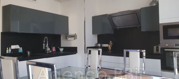 2 bedrooms Duplex in Nice, France No. 338635 2