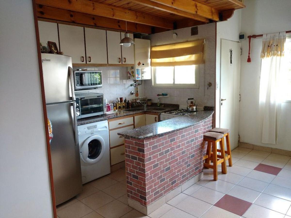Apartamento T2 em Tres de Febrero, Argentina N.º 60243
