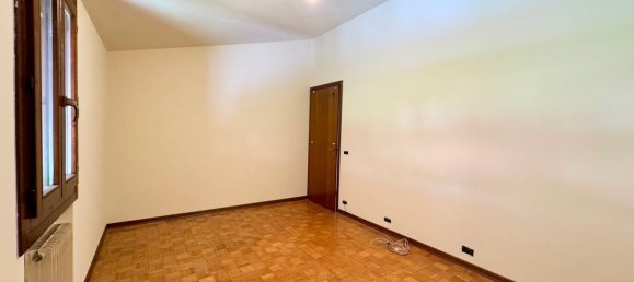 4 bedrooms House in San Fior, Italy No. 380740 12