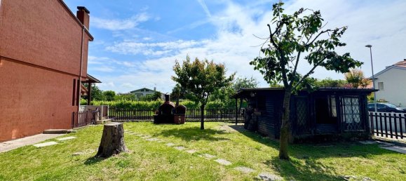 4 bedrooms House in San Fior, Italy No. 380740 2