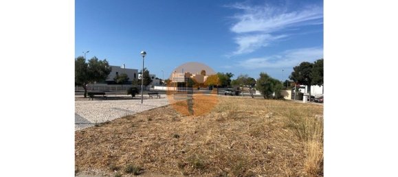 780m² Land in Loule, Portugal No. 105356 3