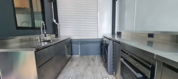 3 bedrooms Bungalow in Bangkok, Thailand No. 24066 9